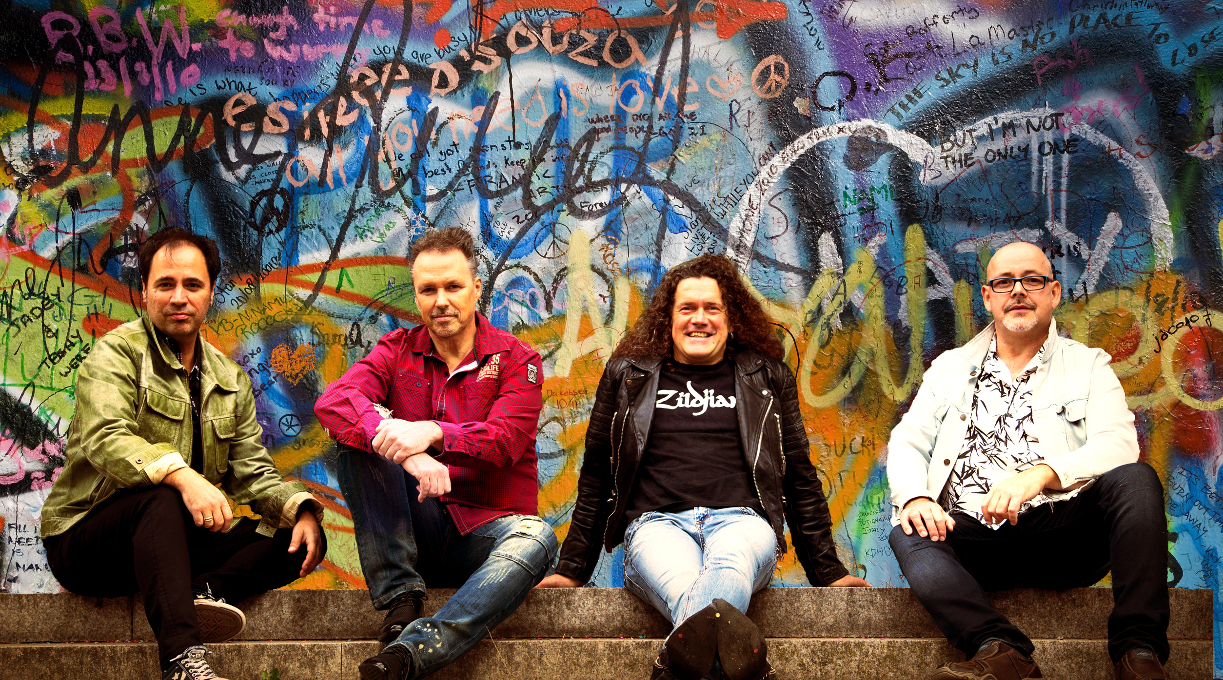 PREMIERE: Terra Nova – Ring That Bell